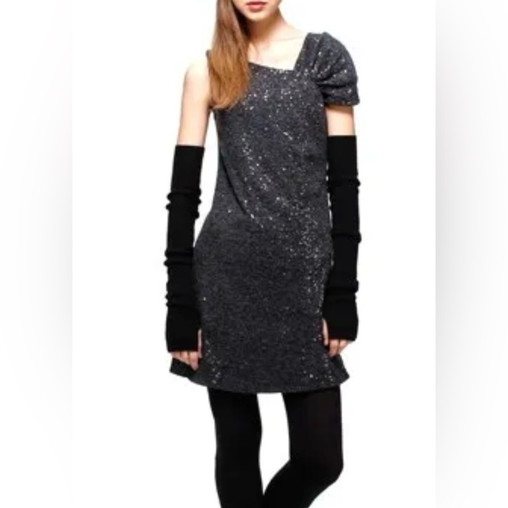 Seamline Cynthia Steffe NWT charcoal sequin cocktail dress, size 6
